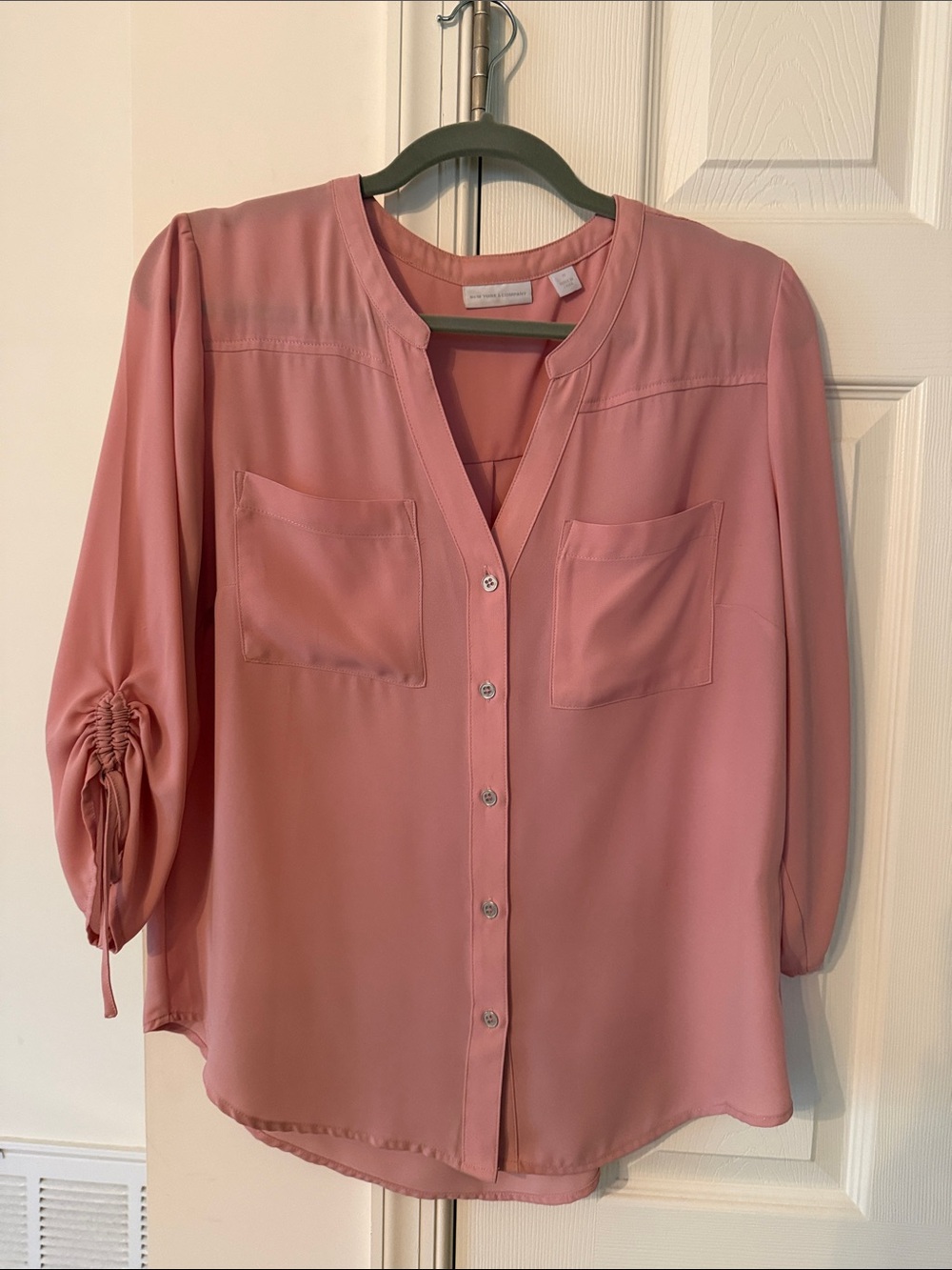 New York & Company Rose Pink Button-Front Blouse